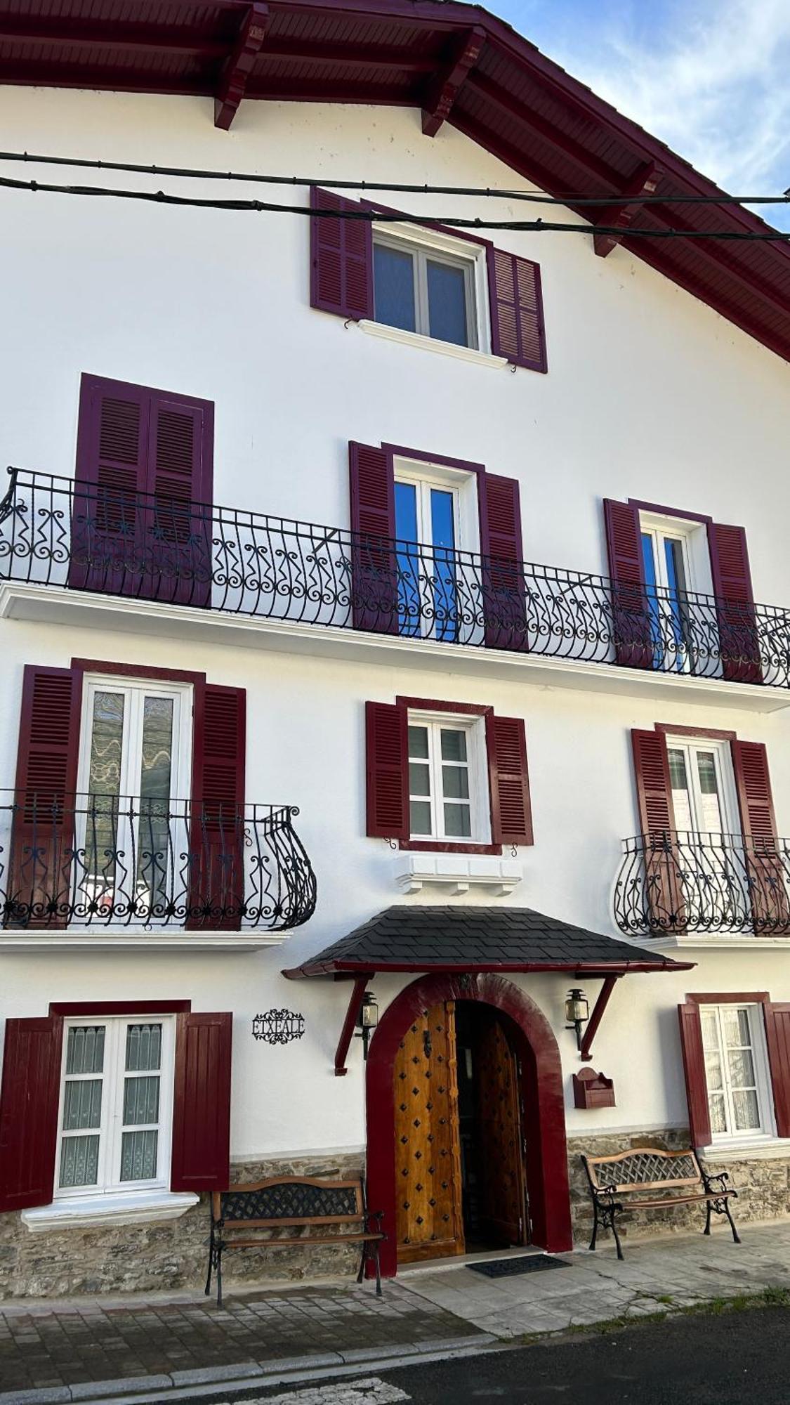 Hotel Etxeale Valcarlos Exteriér fotografie